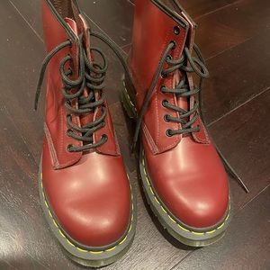 BRAND NEW red high top doc martens size 8M